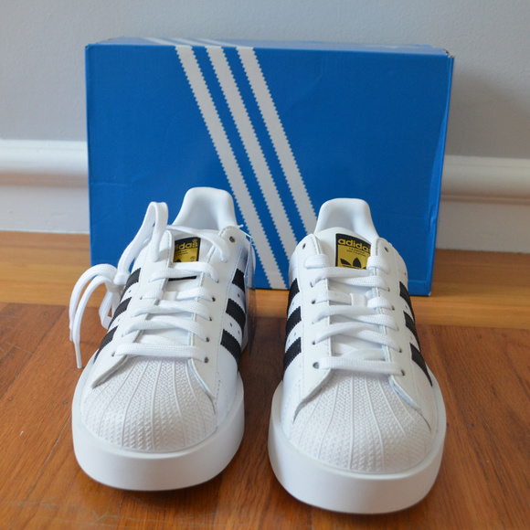 LAST ONE‼️ ADIDAS Originals Superstar Sneakers - Picture 7 of 8
